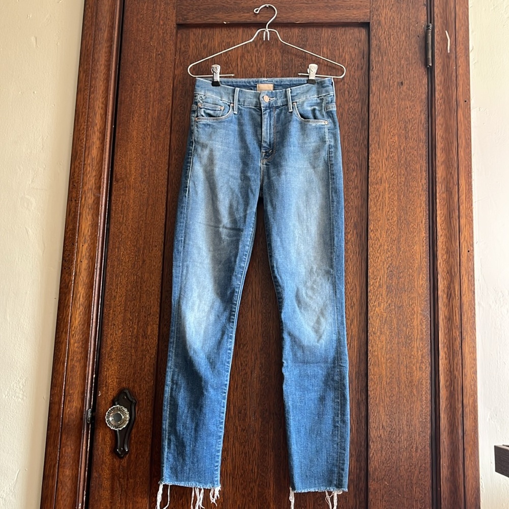 Mother High Waisted Looker Ankle Fray Jeans in Jumping Off Swings Size 25 - Picture 3 of 15